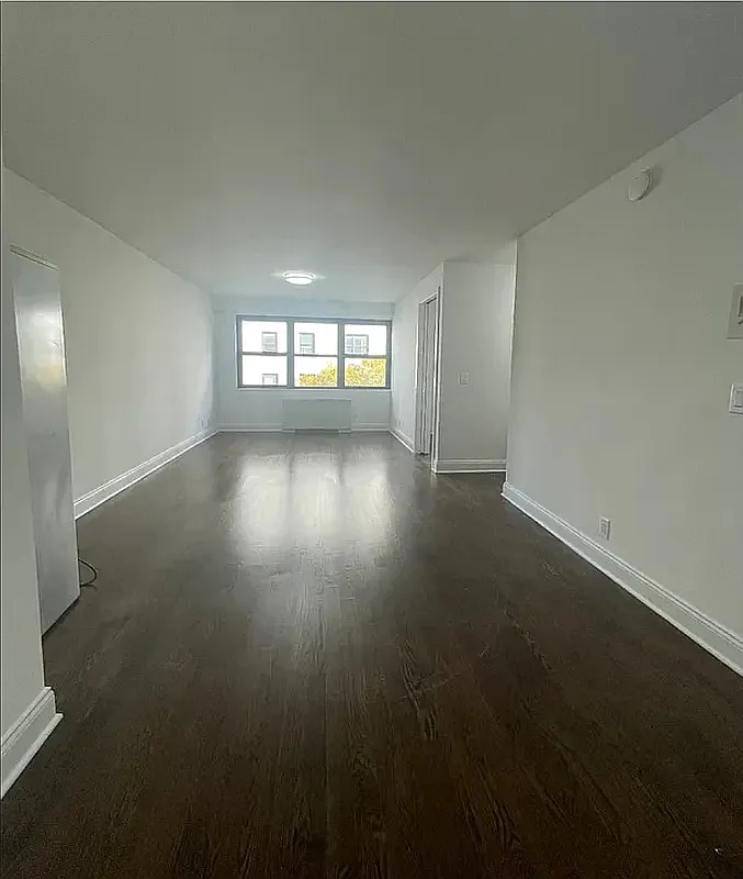 East 89th Street - Photo 0
