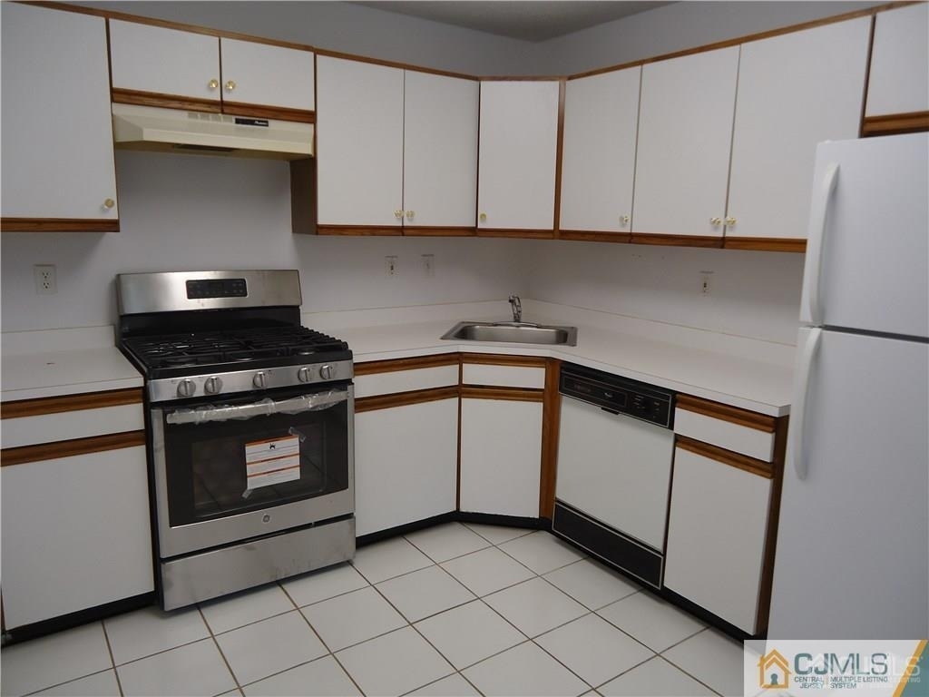 28 Pembrook Avenue - Photo 4