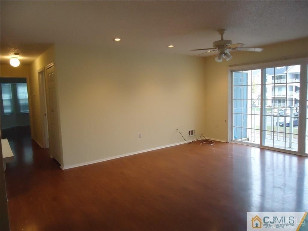 28 Pembrook Avenue - Photo 0