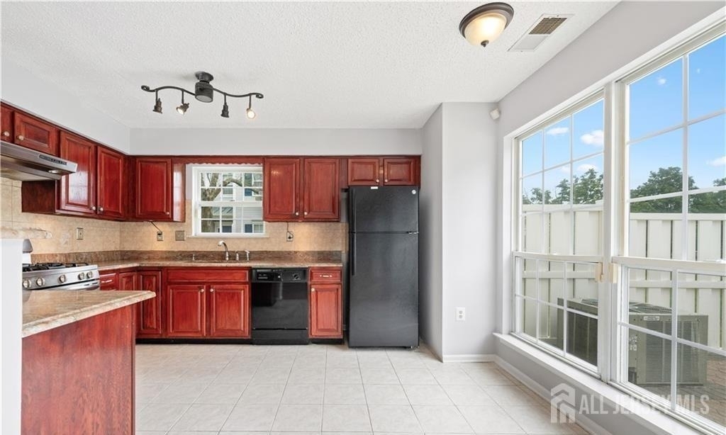 32 Cabot Way - Photo 7