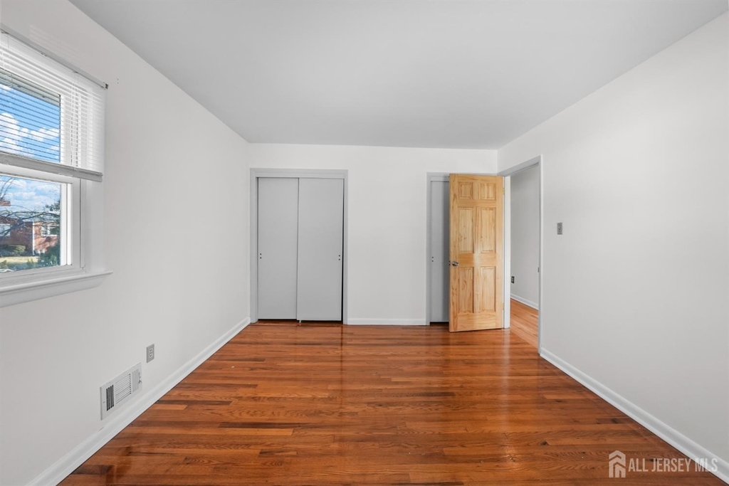 895 Patton Street - Photo 11