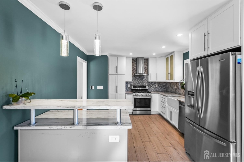 895 Patton Street - Photo 6
