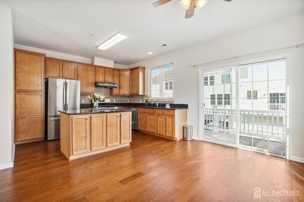 1501 Gabriel Lane - Photo 4