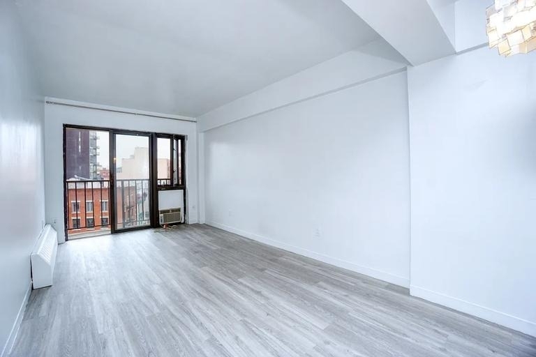 135 Division Street - Photo 8