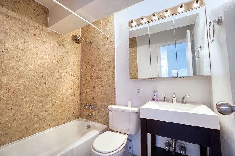 135 Division Street - Photo 4