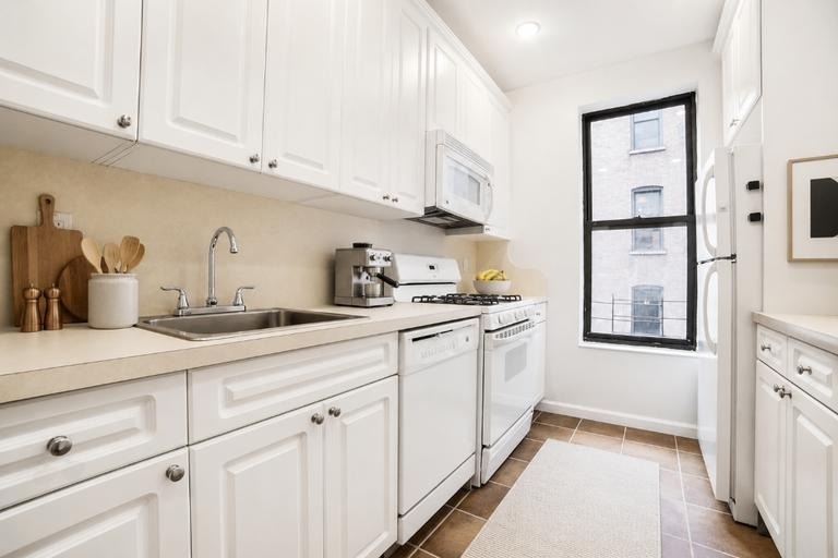 521 W 122nd Street - Photo 1