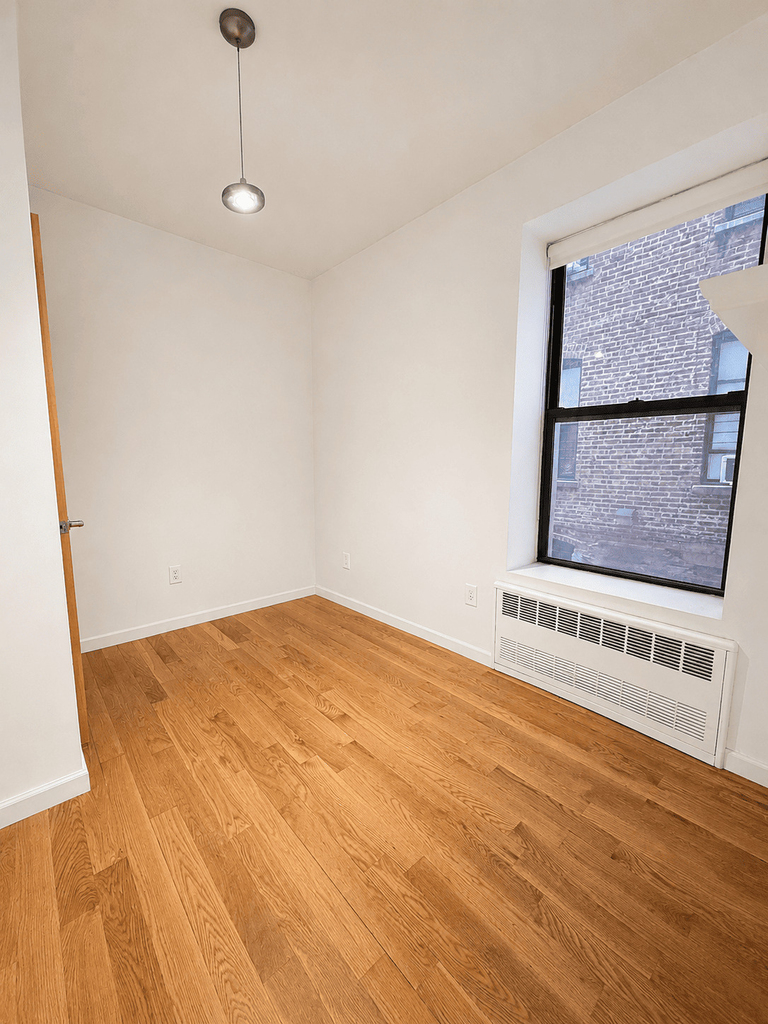 250 Manhattan Avenue - Photo 11