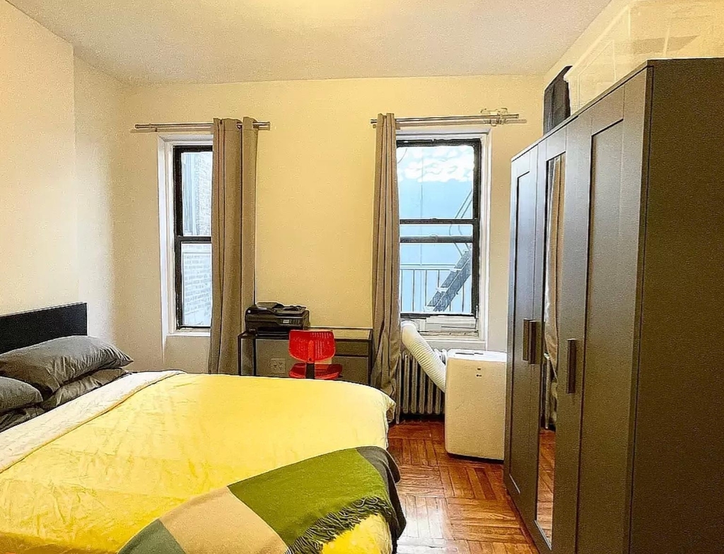 796 9th Avenue - Photo 3