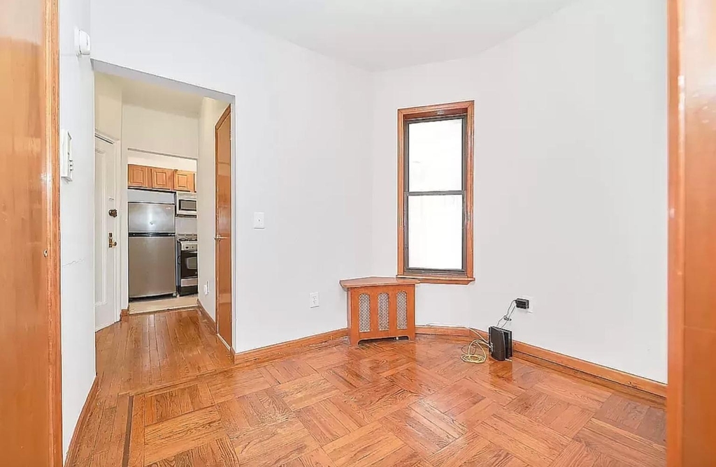 796 9th Avenue - Photo 4
