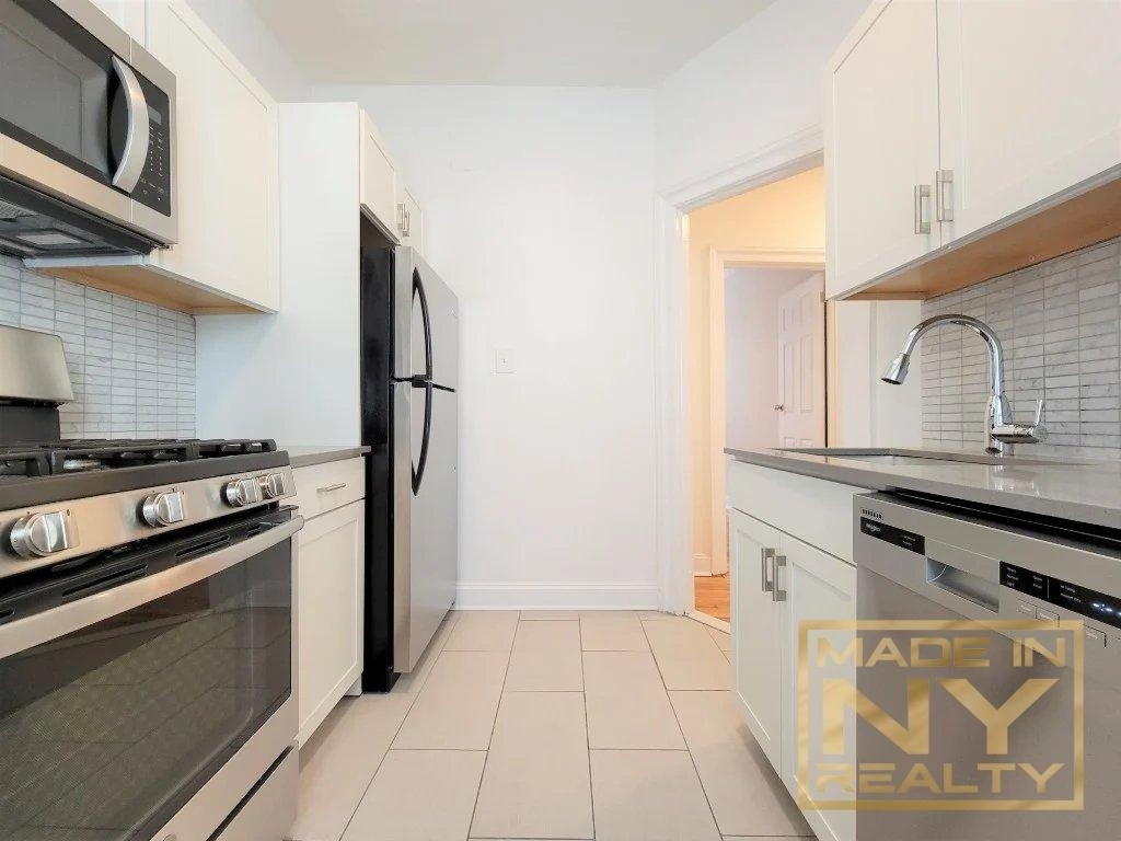 30-64 34th Street - Photo 2