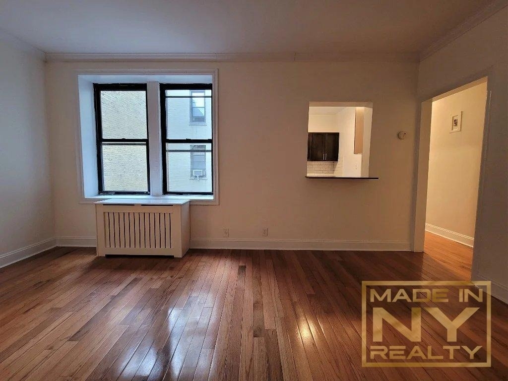 25-74 33rd Street - Photo 5
