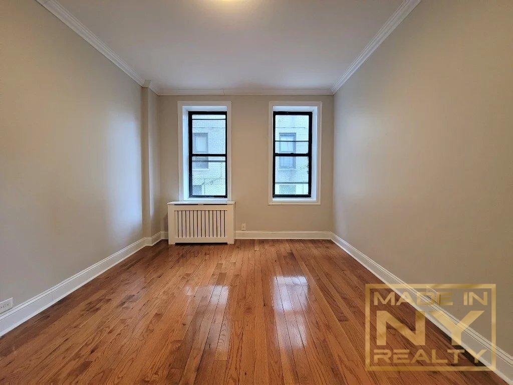 25-74 33rd Street - Photo 8