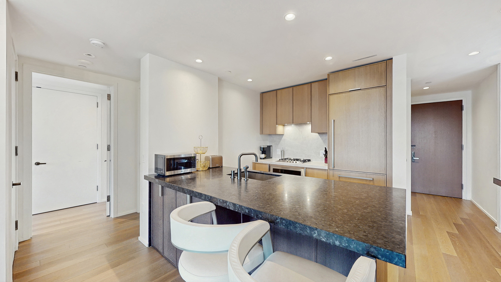 543 W 122nd Street - Photo 5