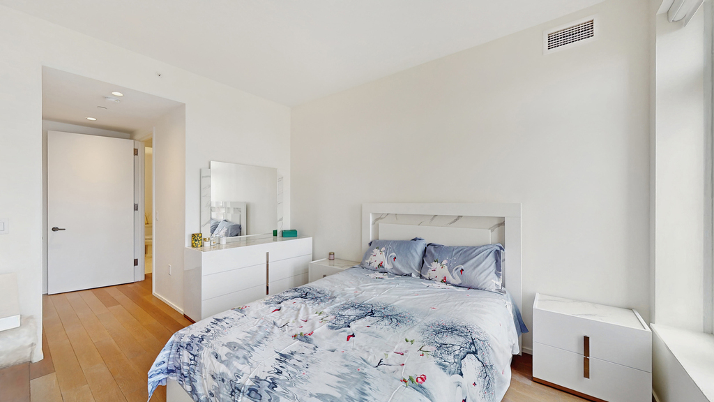 543 W 122nd Street - Photo 7