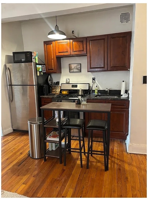 352 Lafayette Avenue - Photo 1