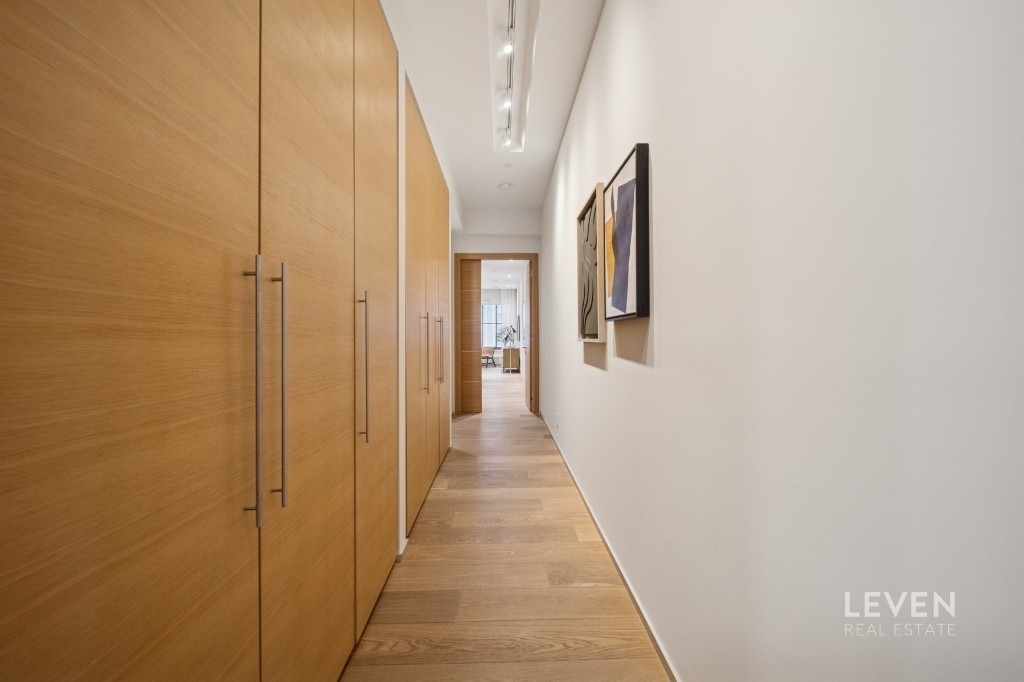 55 Warren Street - Photo 23