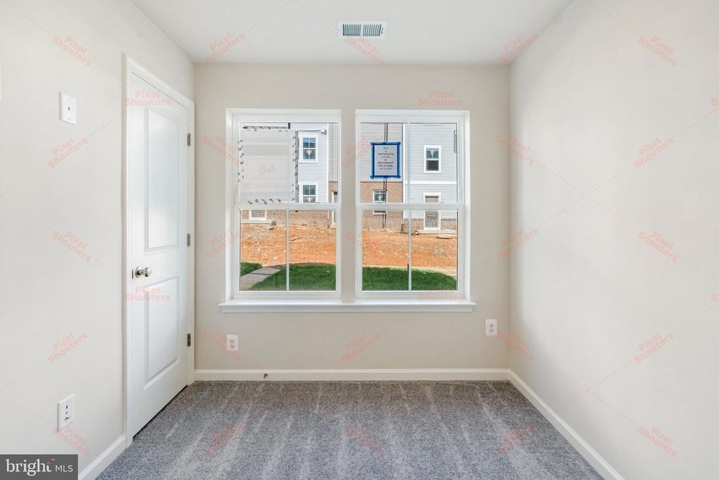 1324 Cedar Valley Road - Photo 3