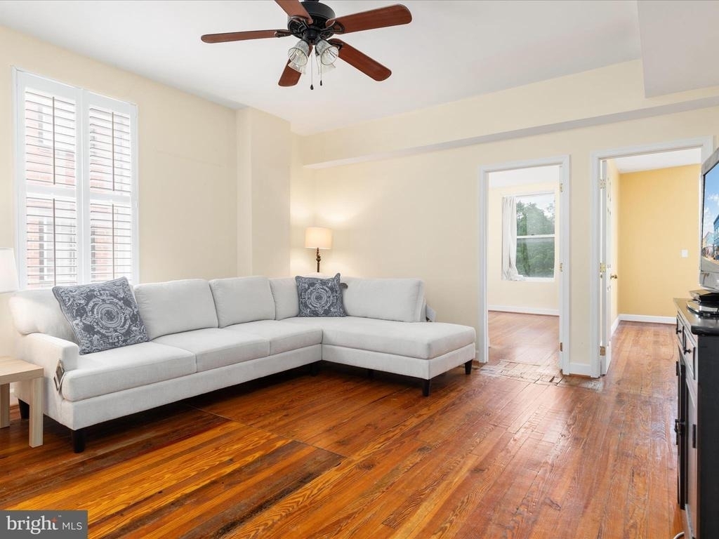 401 E Main Street - Photo 0