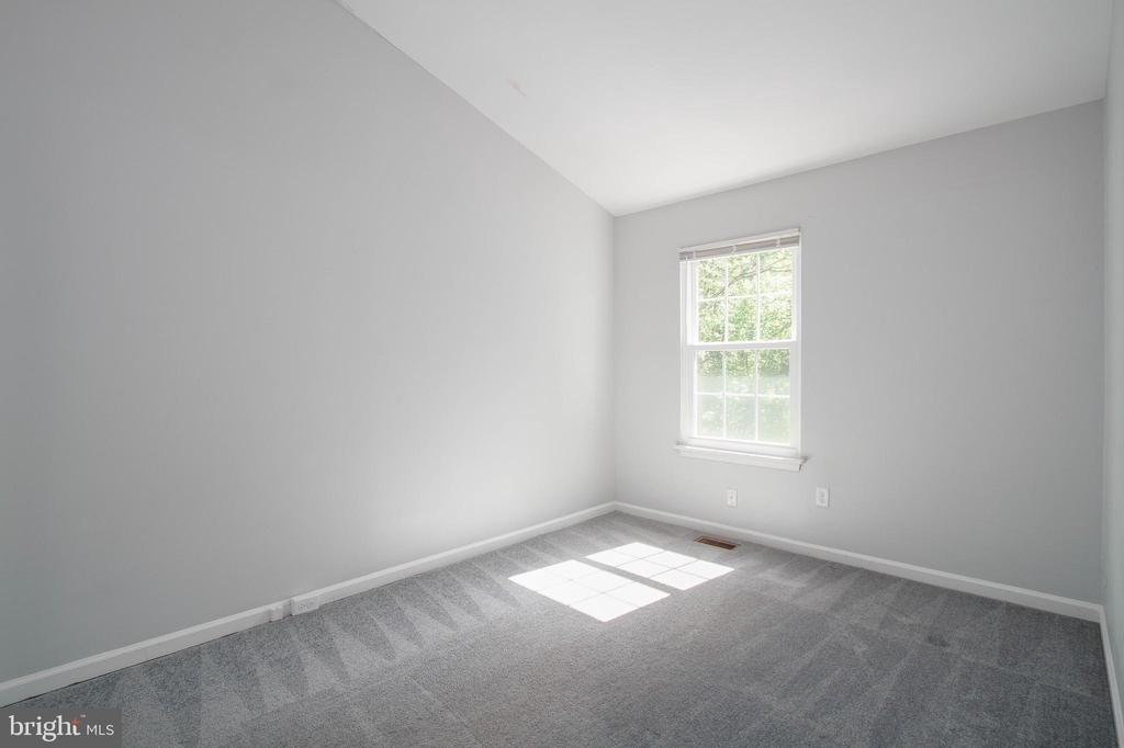 309 Bentley Court - Photo 14