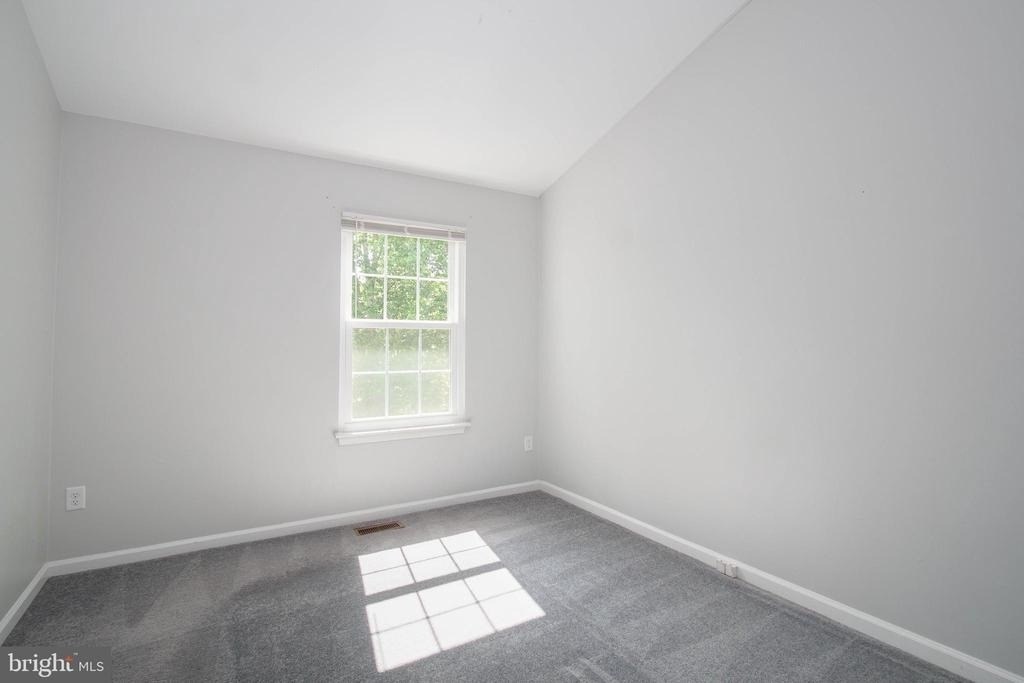 309 Bentley Court - Photo 15