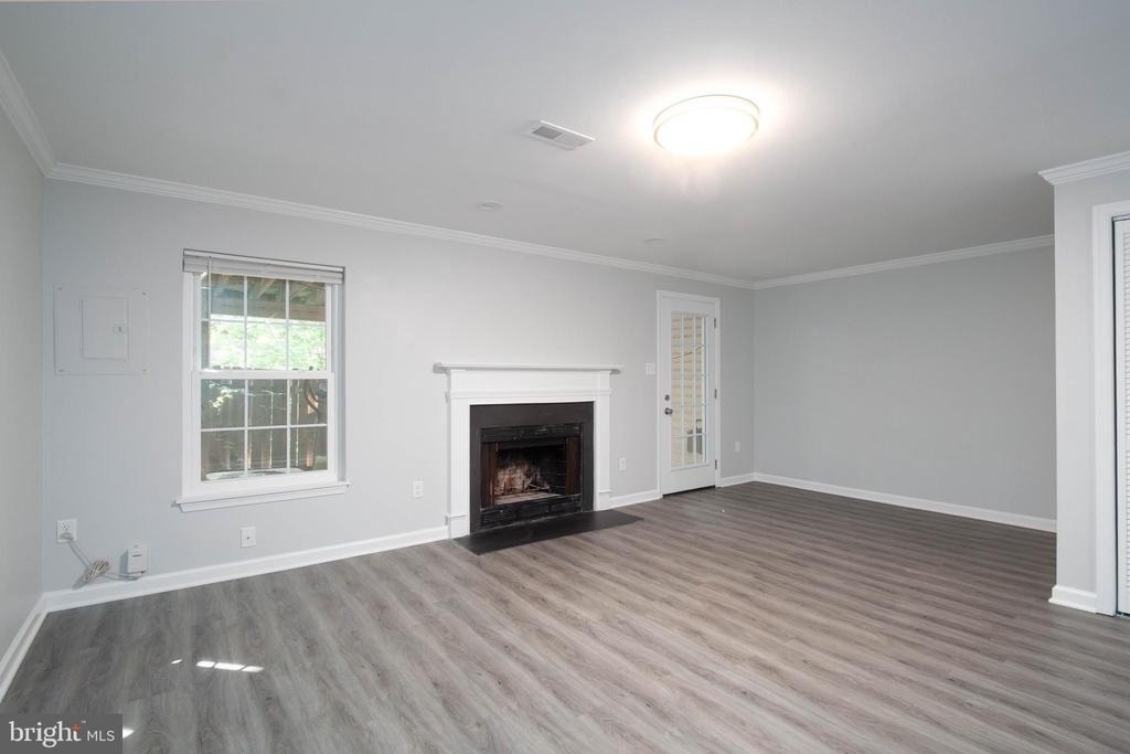 309 Bentley Court - Photo 16