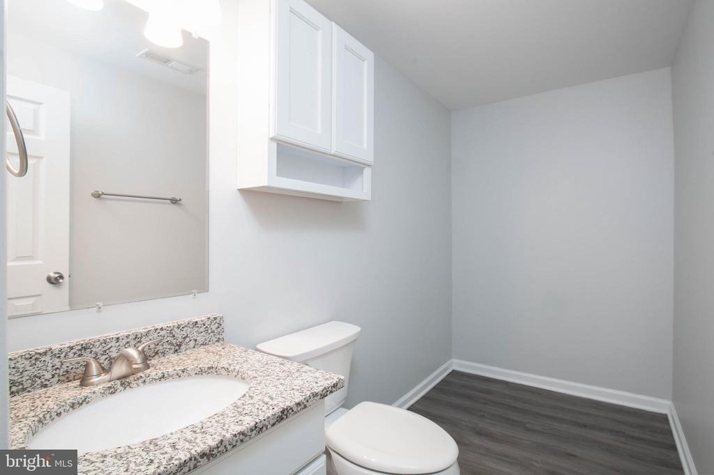 309 Bentley Court - Photo 17