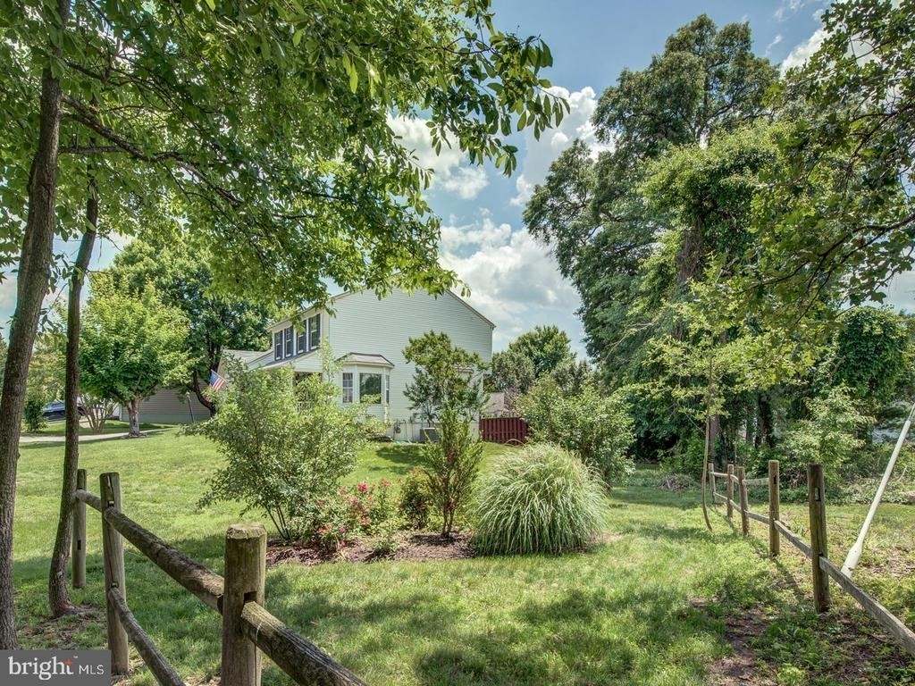 15744 Beau Ridge Drive - Photo 47