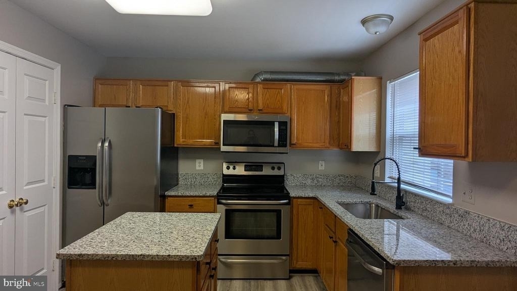 1875 Tiger Lily Circle - Photo 4