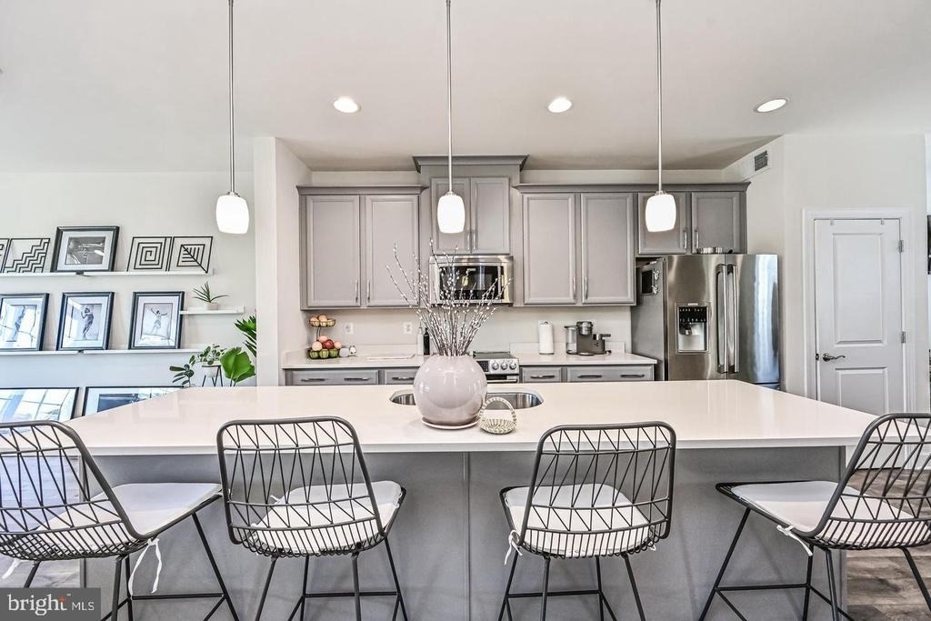 13821 Litespeed Way - Photo 4