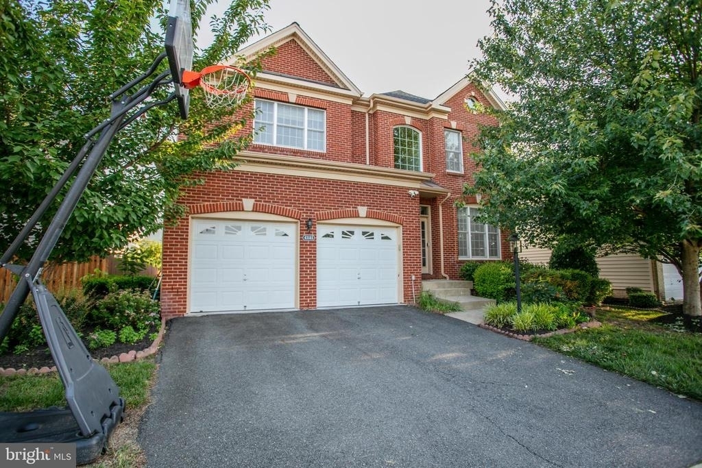 43185 Tandridge Way - Photo 1
