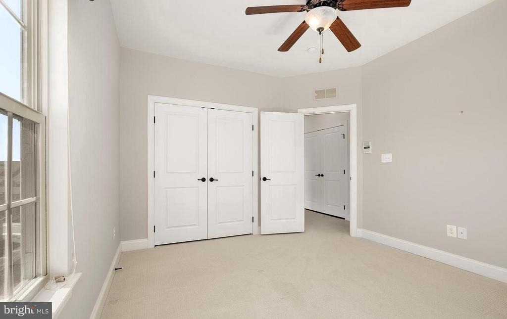 42101 Piebald Square - Photo 13