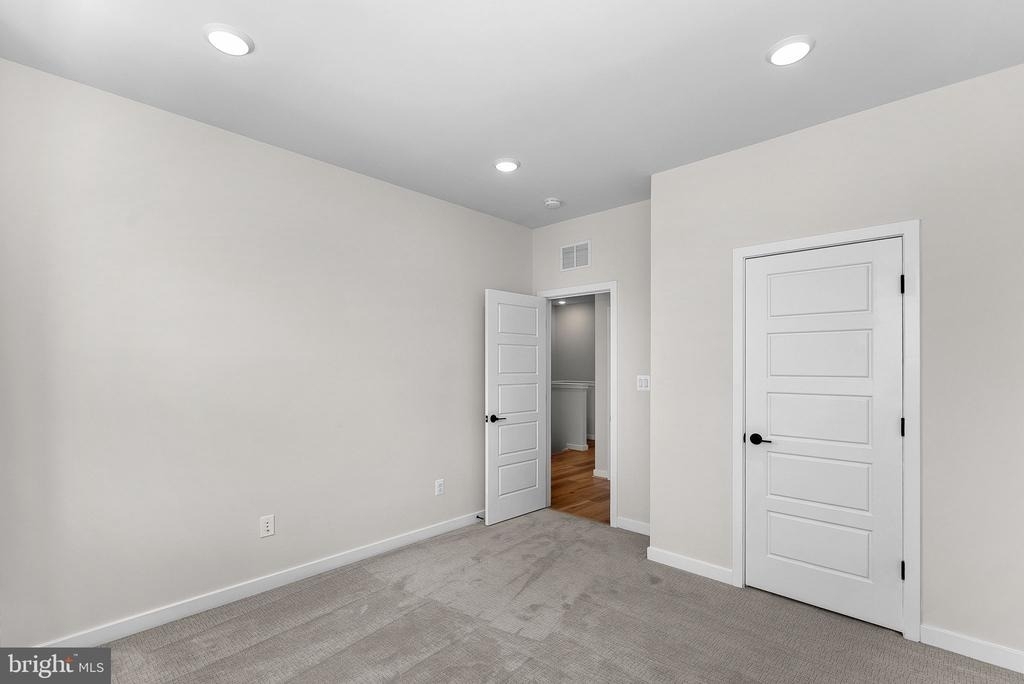 22892 Copper Tree Terrace - Photo 37