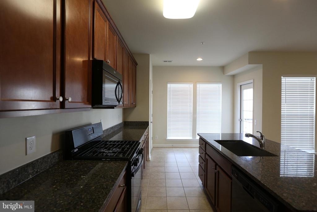 20592 Geddes Terrace - Photo 4