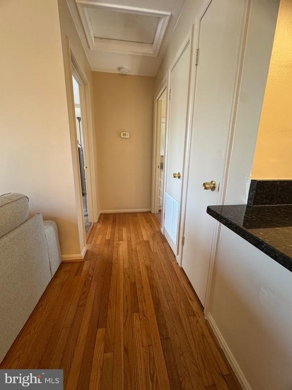 8610 Beekman Place - Photo 16