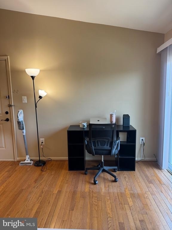 8610 Beekman Place - Photo 6