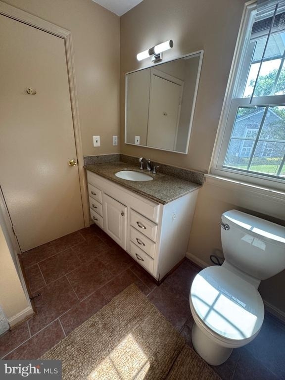 8610 Beekman Place - Photo 15