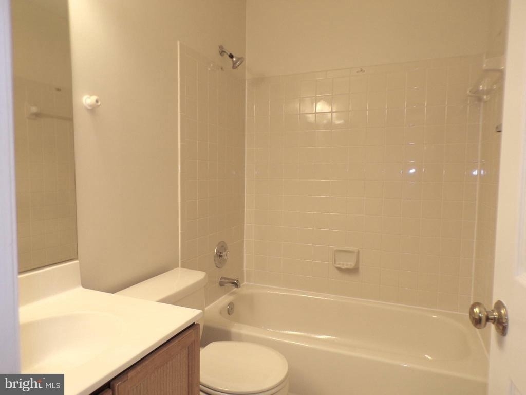 8305 Ridge Crossing Lane - Photo 18
