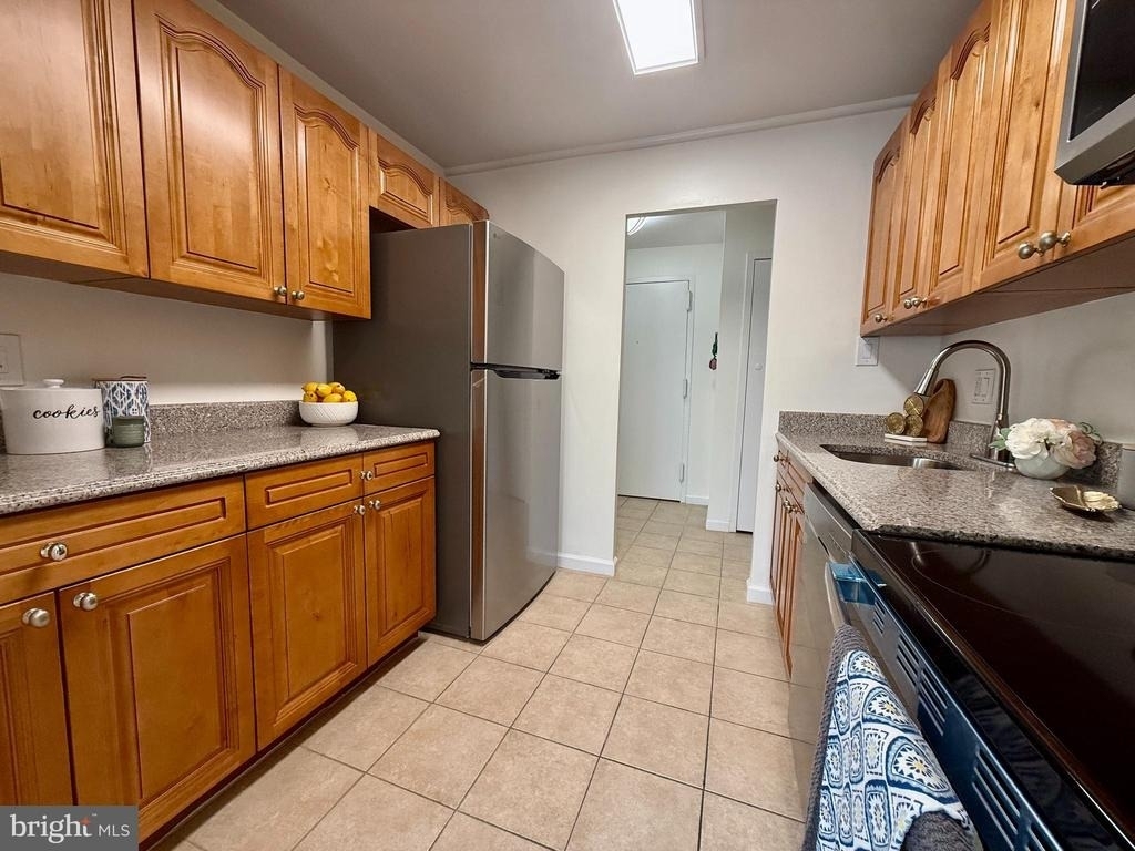 3101 S Manchester Street - Photo 3