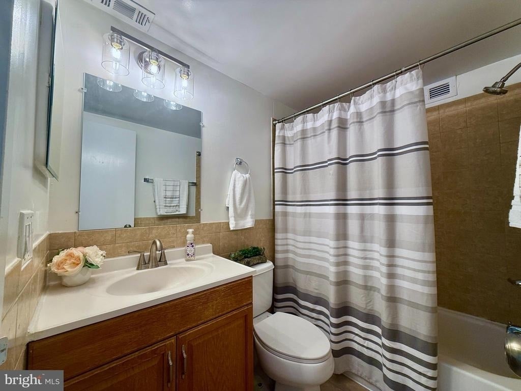 3101 S Manchester Street - Photo 13