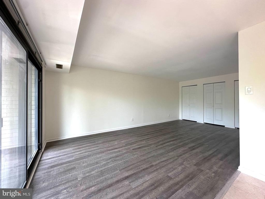 3101 S Manchester Street - Photo 8