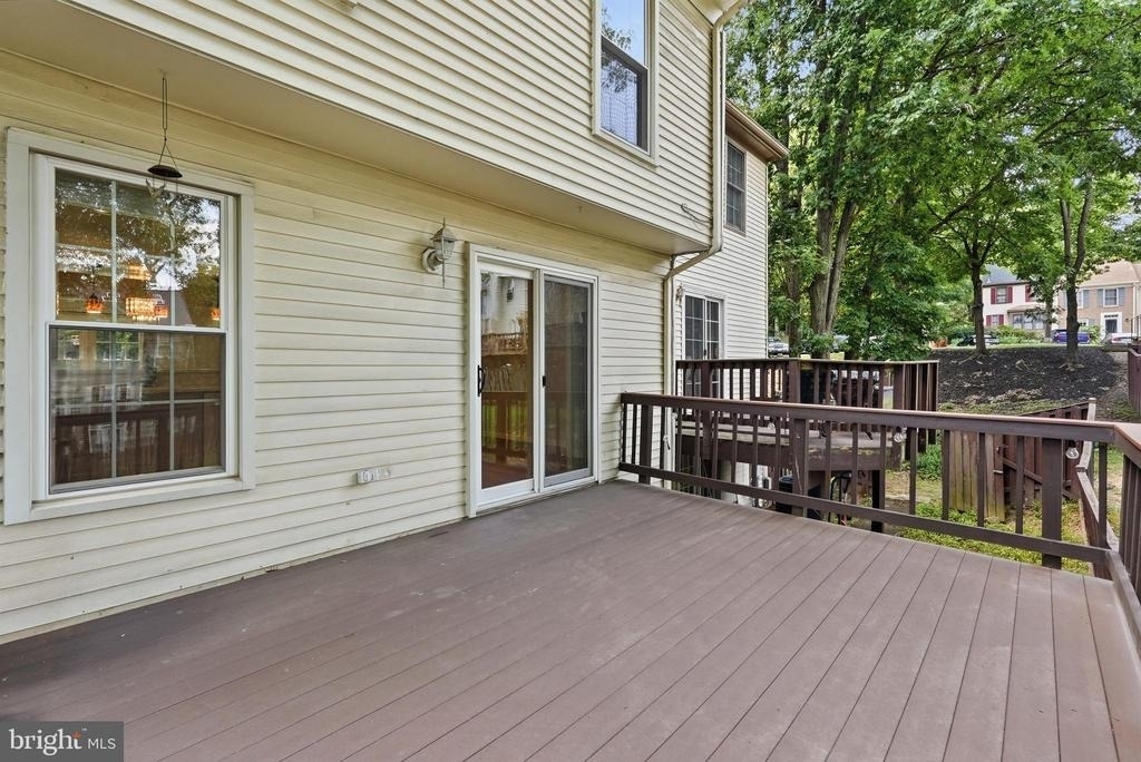 7691 Northern Oaks Court - Photo 15