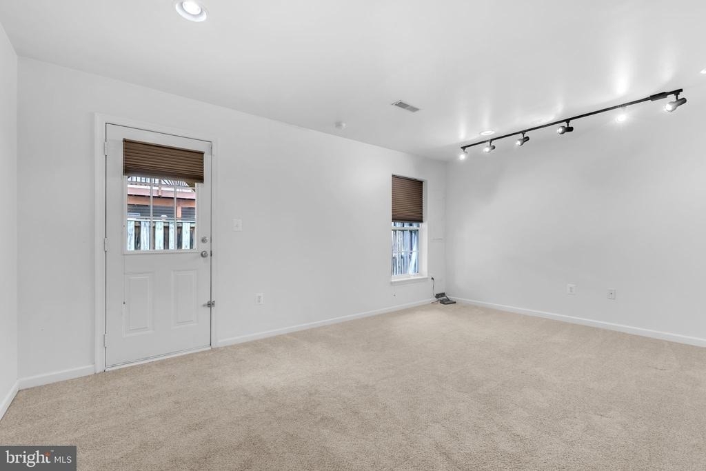 5937 Kirkcaldy Lane - Photo 5