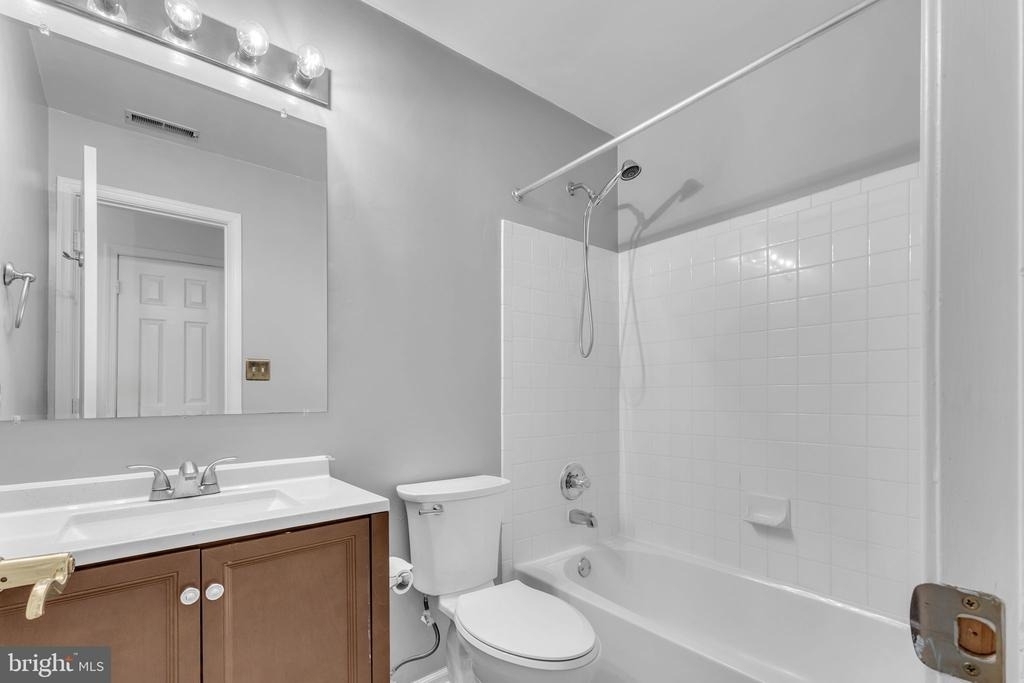 5937 Kirkcaldy Lane - Photo 4