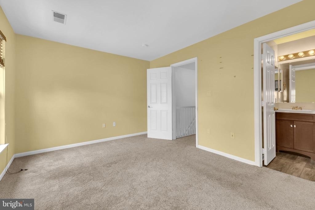 5937 Kirkcaldy Lane - Photo 32