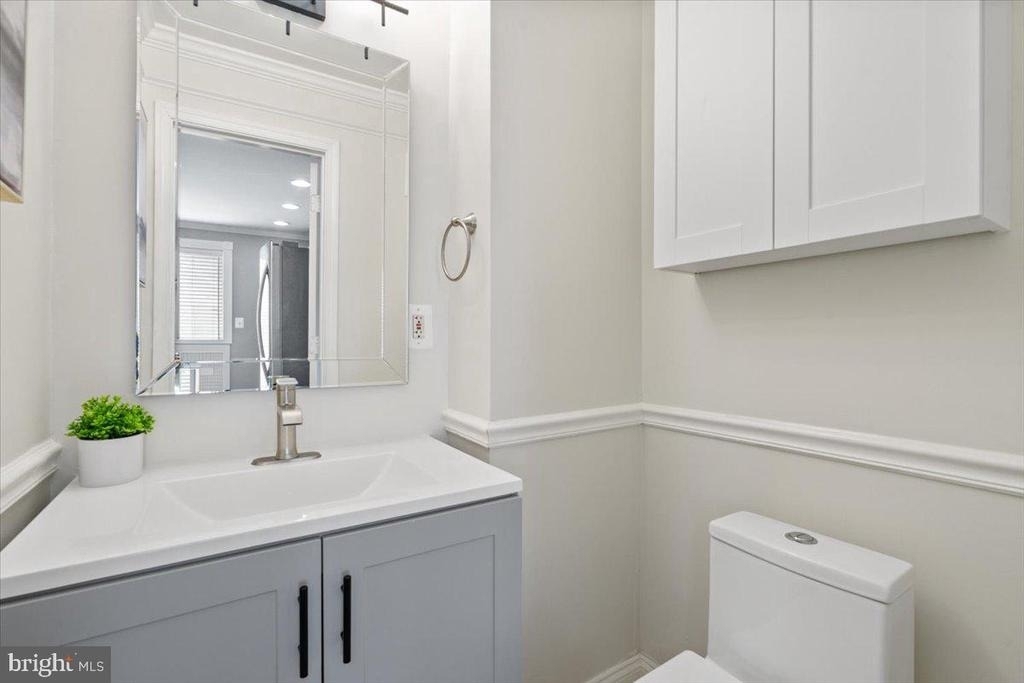 2819 Summerfield Road - Photo 10