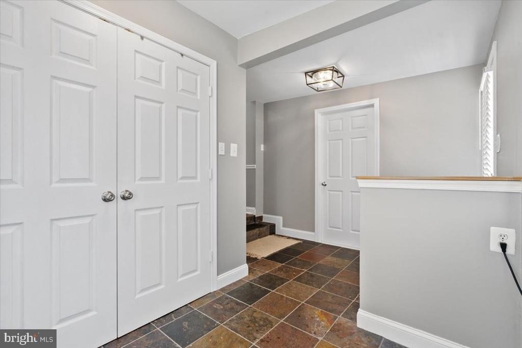 2819 Summerfield Road - Photo 19