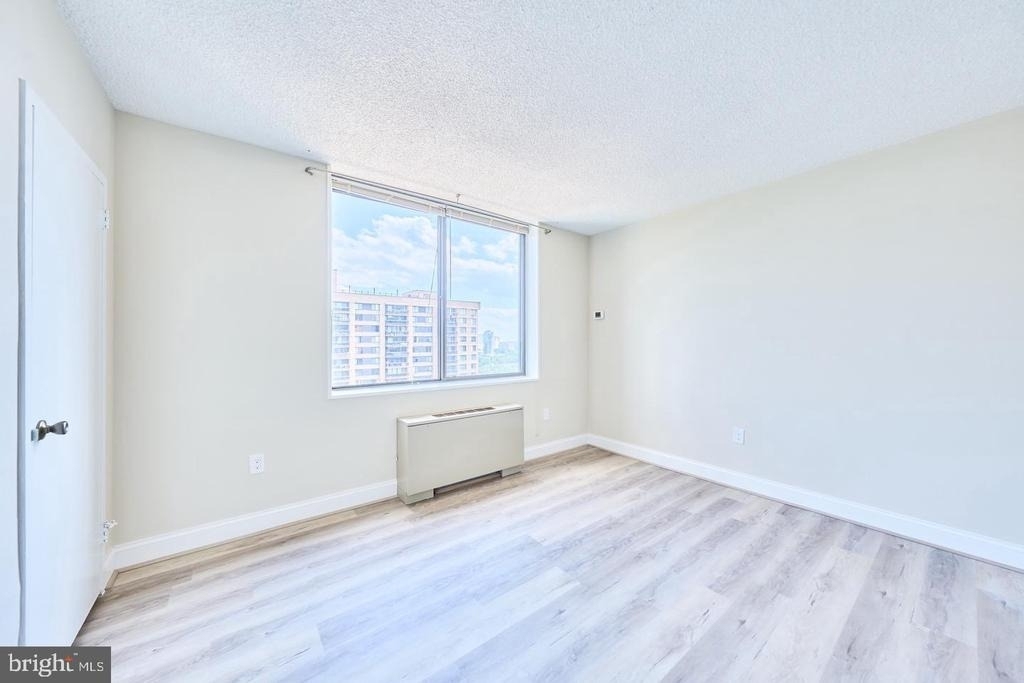 3701 S George Mason Drive - Photo 24