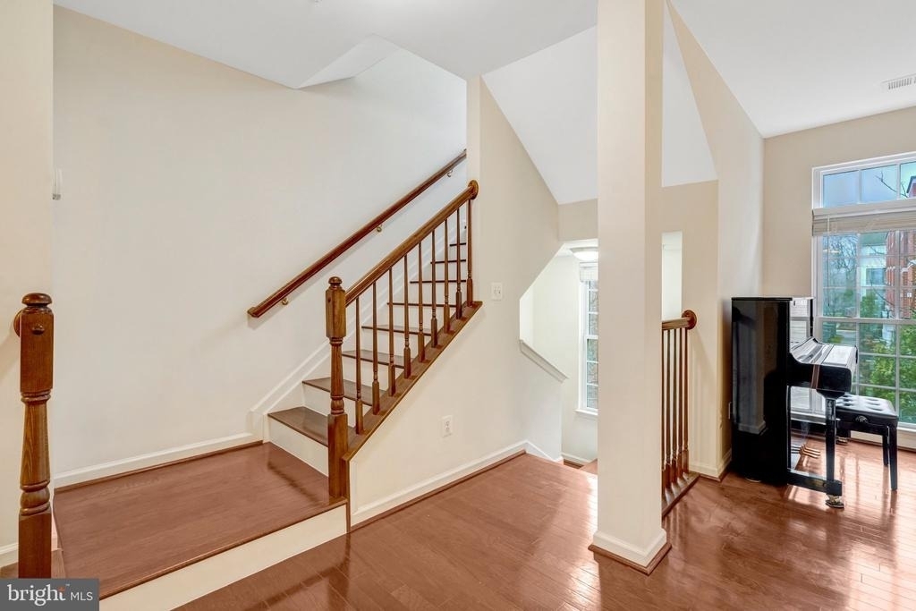 4479 Beacon Grove Circle - Photo 4