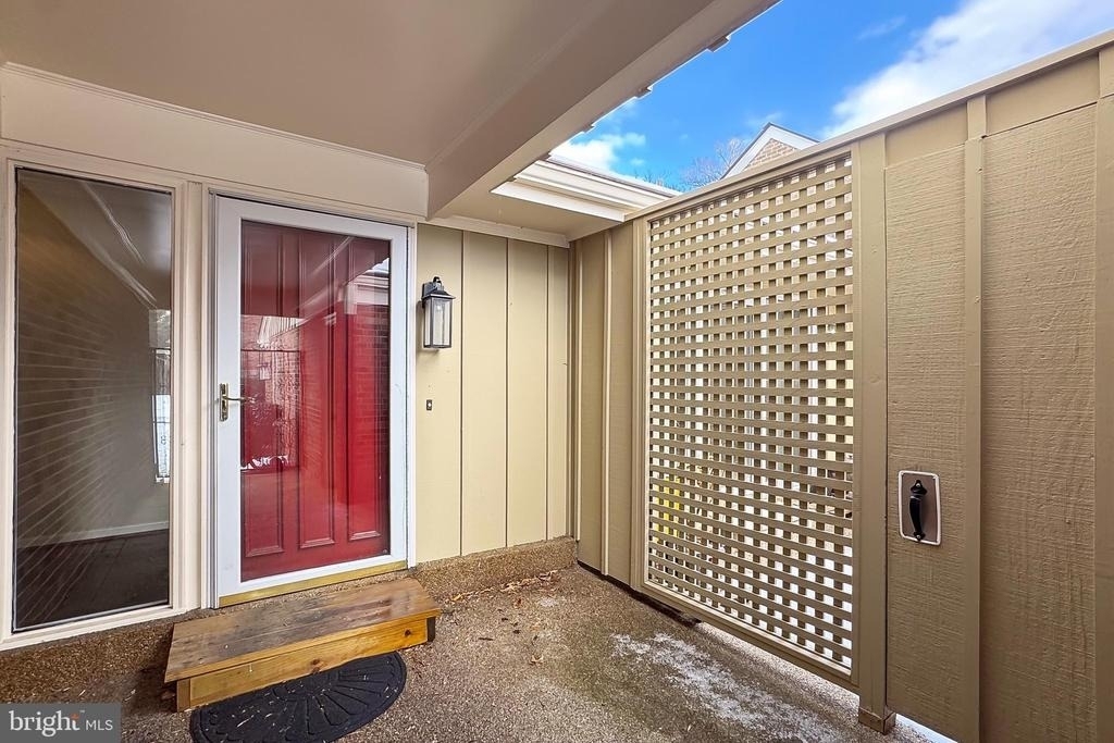 2804 Oakton Manor Court - Photo 2