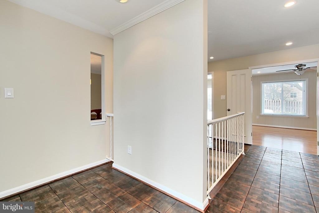 2804 Oakton Manor Court - Photo 4